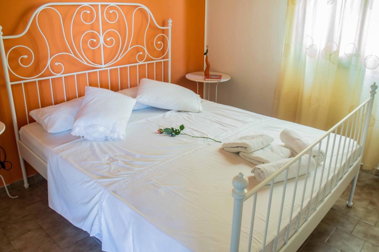Villa Georgia Kalyves Bagian luar foto